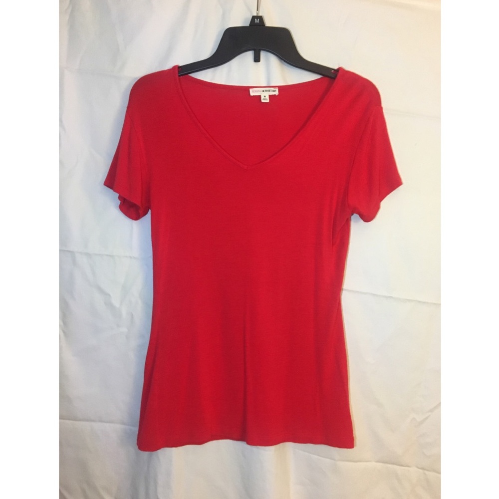 Zenana Outfitters Red Tee